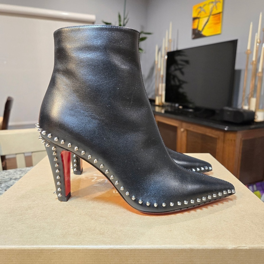 NEW Christian Louboutin Vidura Black Leather Studded Ankle Booties Size 36 - Picture 4 of 13